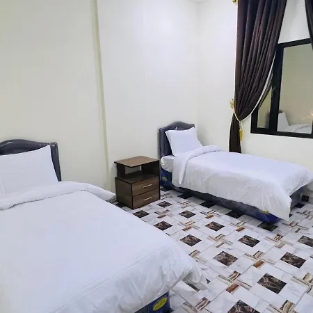 Golden Seasons Furnished Apartment 7 Salalah Exterior photo