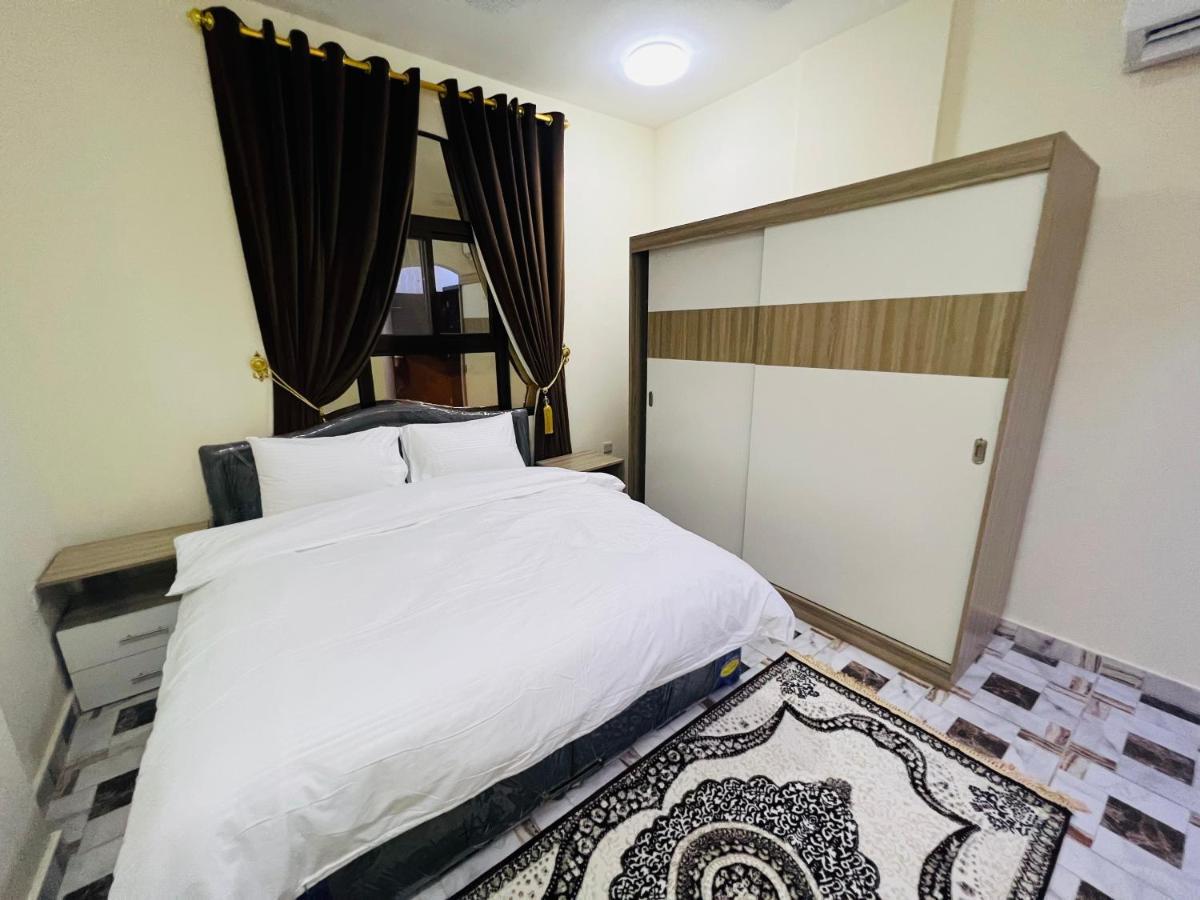 Golden Seasons Furnished 7